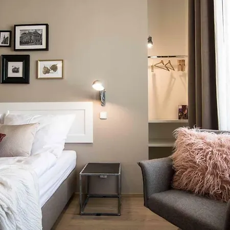Place And Comfort 布尔诺