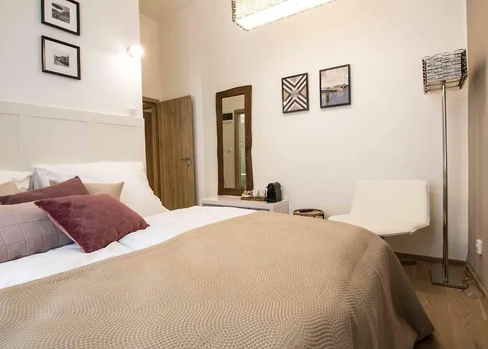 Апартаменты Place And Comfort