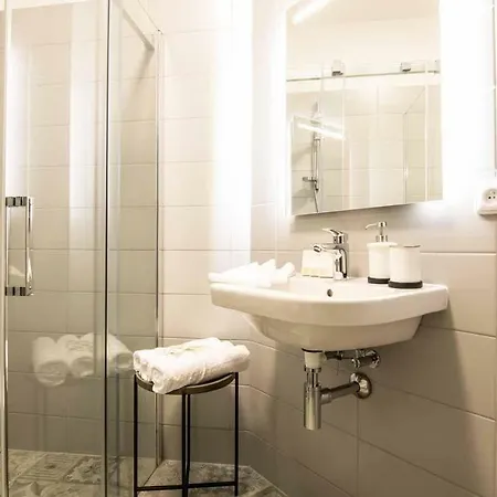 Place And Comfort * Brno