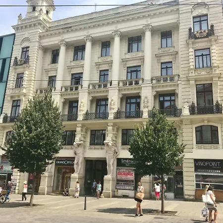 Place And Comfort Apartment Brno